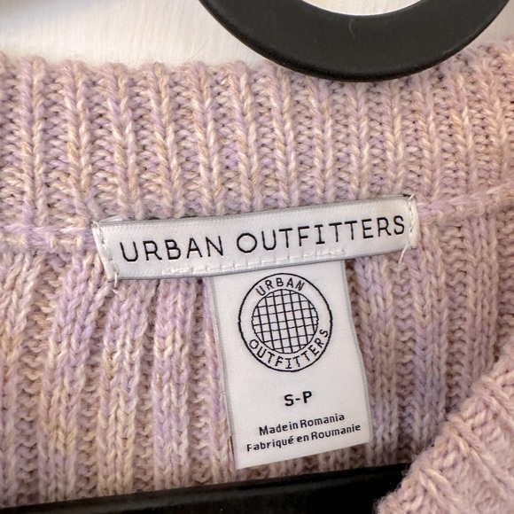 Urban outfitters cropped knit sweater - Picture 3 of 3